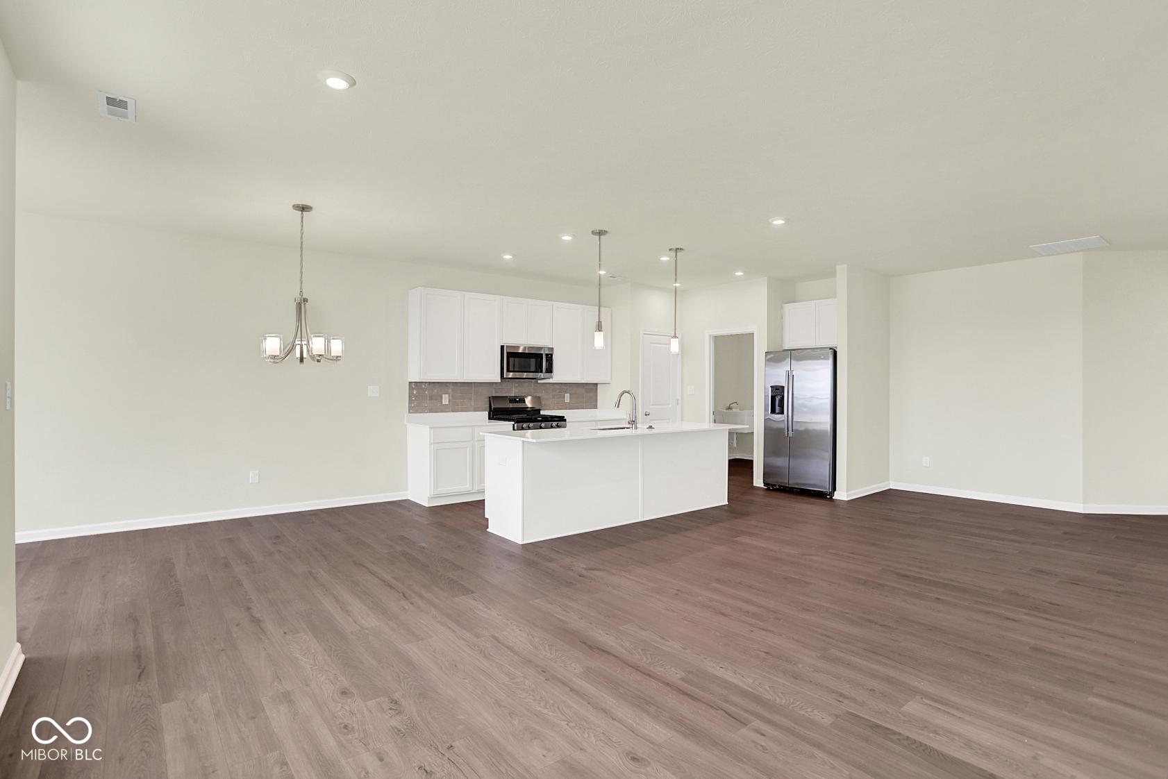 2021 Frost Line Lane Greenfield, IN 46140 - Photo 10 of 30