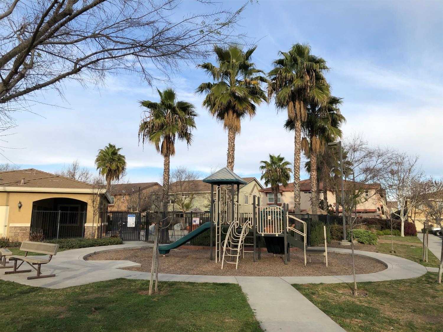 2057 Boccioni Lane Clovis, CA 93611 - Photo 26 of 33