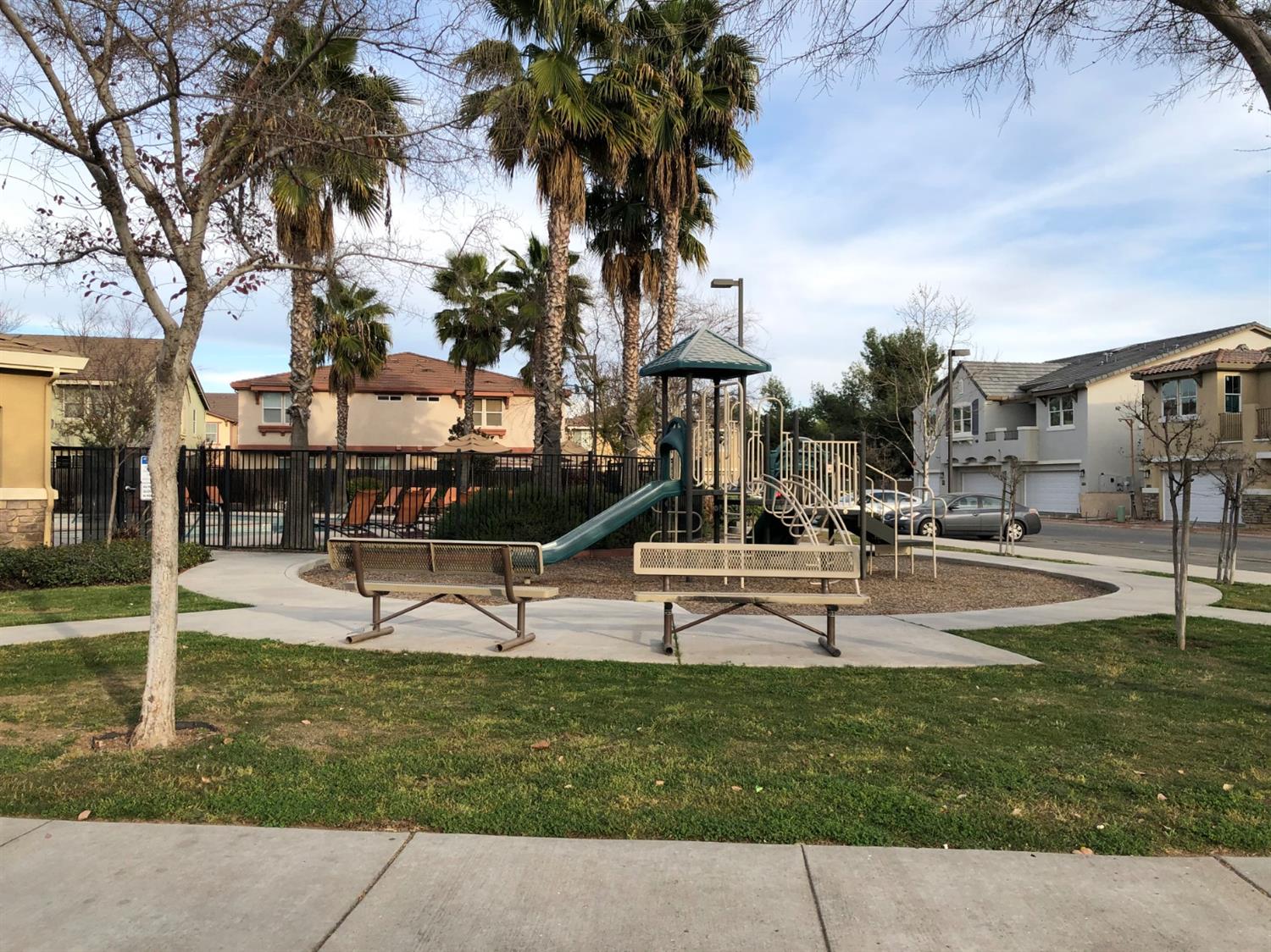 2057 Boccioni Lane Clovis, CA 93611 - Photo 27 of 33