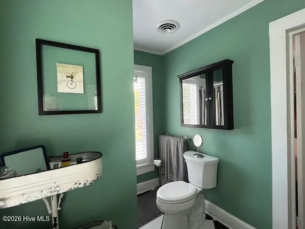$399,000 | 707 McMullan Avenue, Edenton, NC 27932