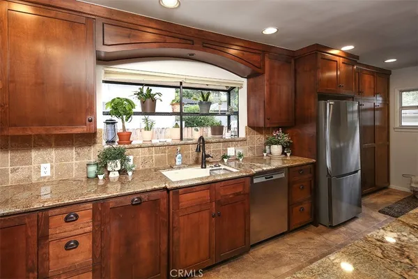 $1,249,000 | 328 North Alta Vista Avenue, Monrovia, CA 91016