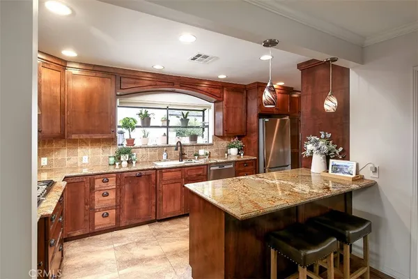 $1,249,000 | 328 North Alta Vista Avenue, Monrovia, CA 91016