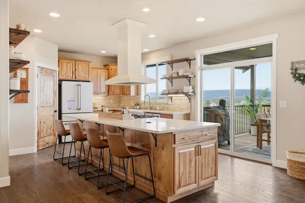 $1,195,000 | 10909 South Bruna Road, Valleyford, WA 99036