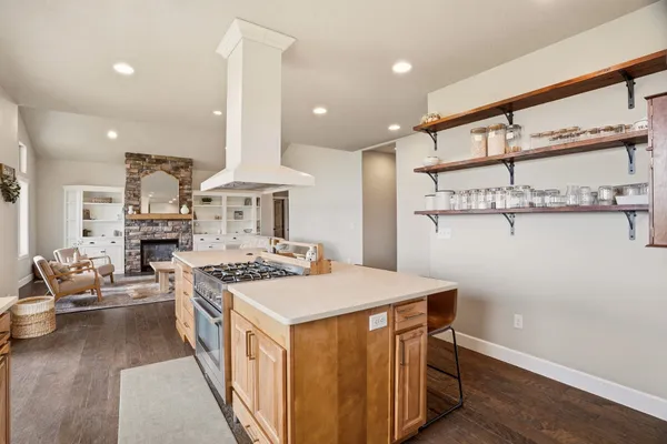 $1,195,000 | 10909 South Bruna Road, Valleyford, WA 99036