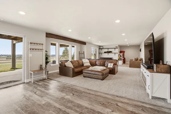 $1,195,000 | 10909 South Bruna Road, Valleyford, WA 99036