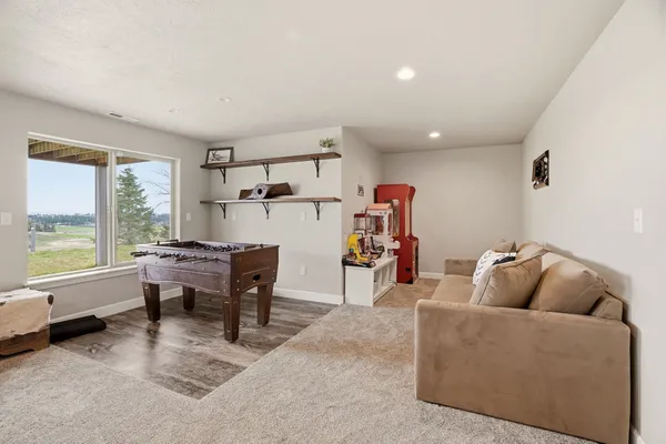 $1,195,000 | 10909 South Bruna Road, Valleyford, WA 99036