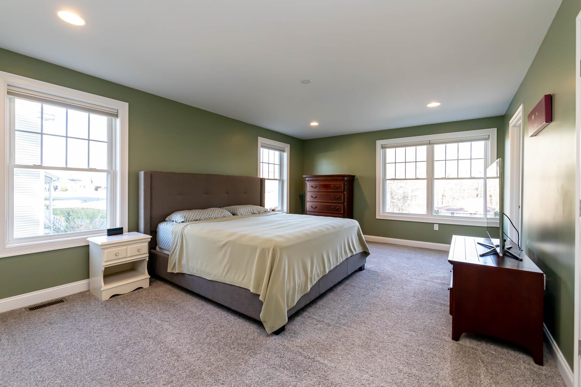 25 2nd Street Hudson, NH 03051 - Photo 6 of 32