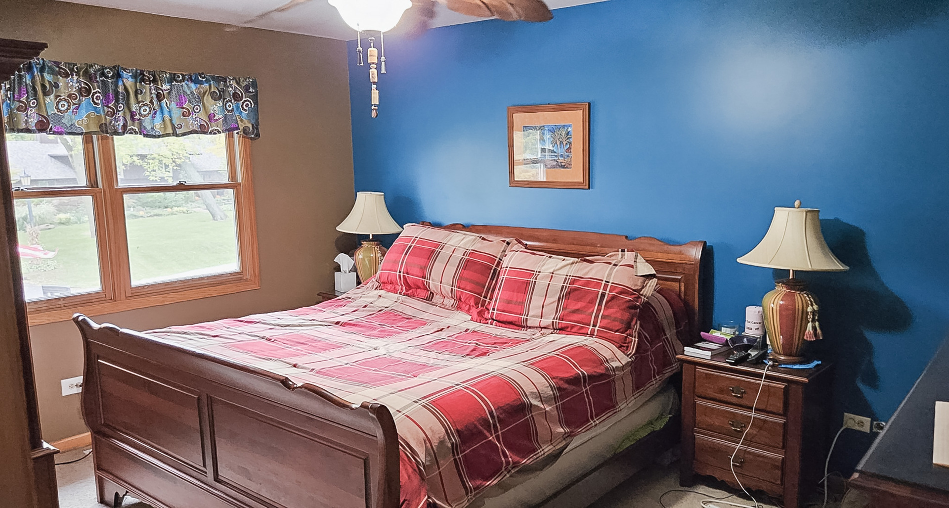 1808 May Drive Johnsburg, IL 60051 - Photo 18 of 32 a bedroom with a bed and a lamp