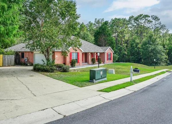 $2,300 | 5897 Saratoga Drive, Crestview, FL 32536