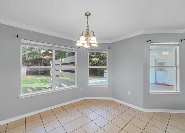 $2,300 | 5897 Saratoga Drive, Crestview, FL 32536