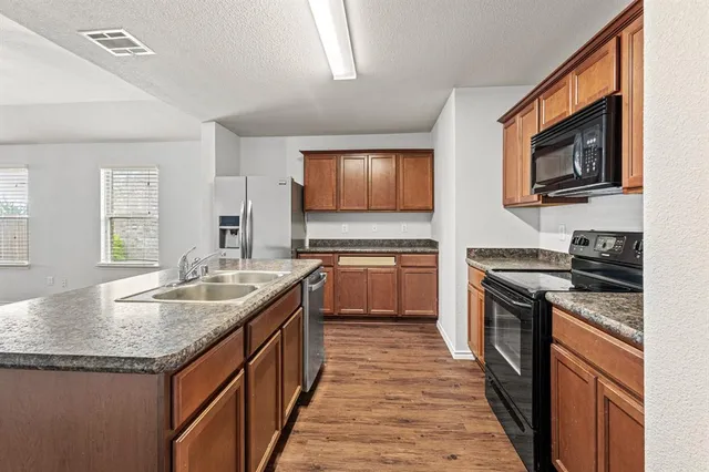 $1,950 | 713 Mallard Trail, Josephine, TX 75173