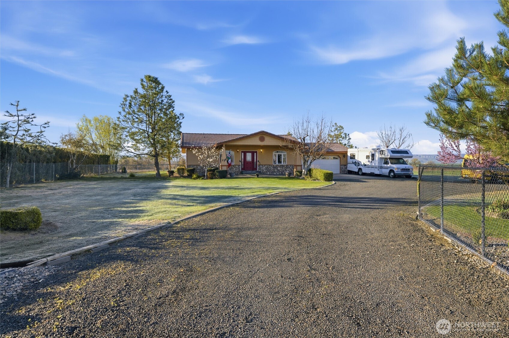 237 Reeds Road Touchet, WA 99360 - Photo 2 of 30 Gallery Image 2