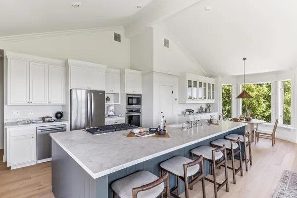 $3,140,000 | 57 Summit Road, San Anselmo, CA 94960