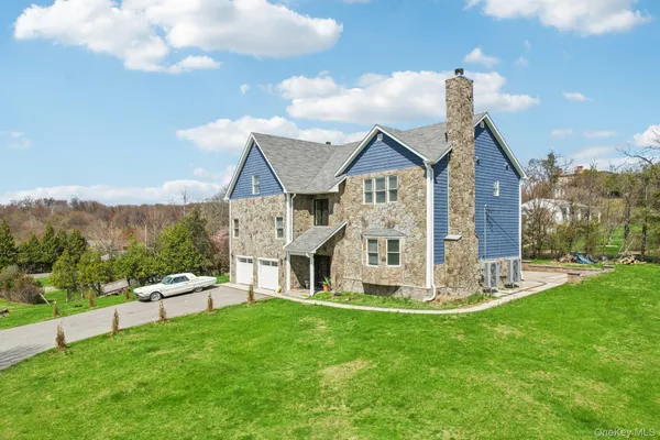 $950,000 | 109 Bennett Road, Newburgh, NY 12550
