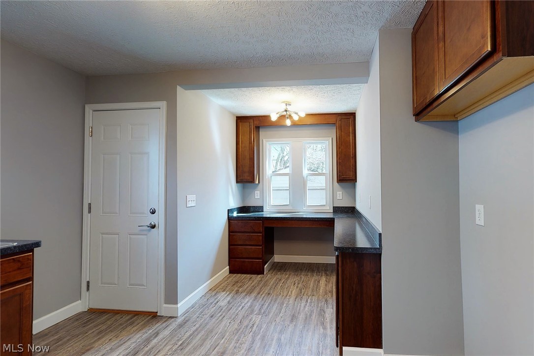 977 Rushleigh Road Cleveland Heights, OH 44121 - Photo 14 of 35