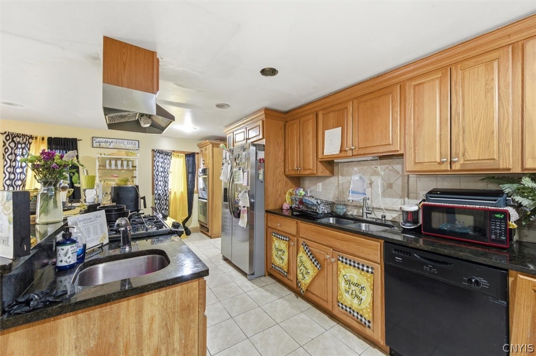 139 Main Street Paris, NY 13322 - Photo 10 of 40