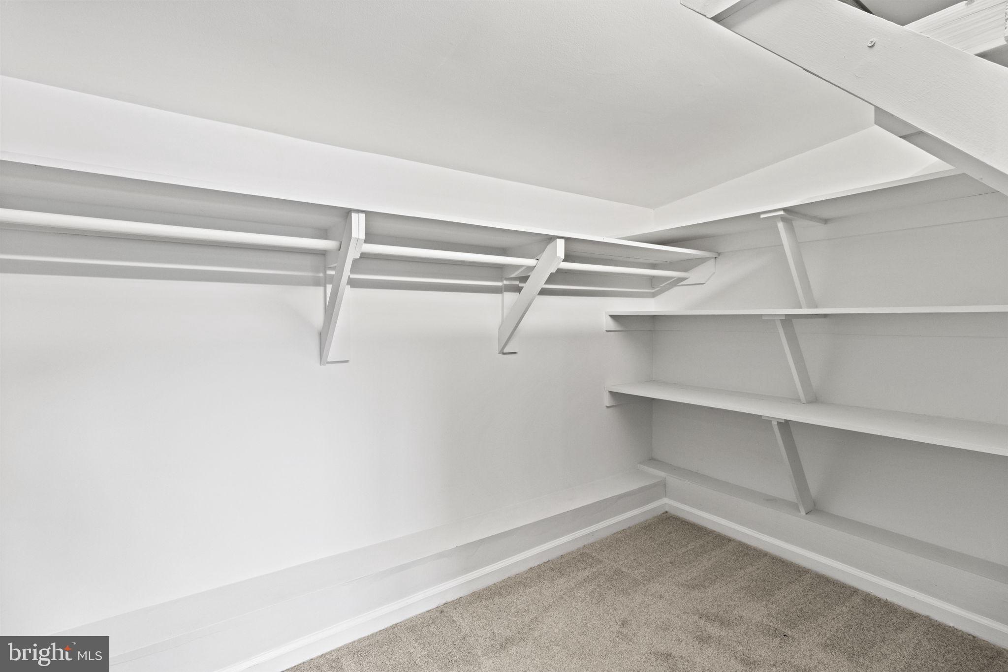 352 Ridge Road Pasadena, MD 21122 - Photo 13 of 28 Primary Closet