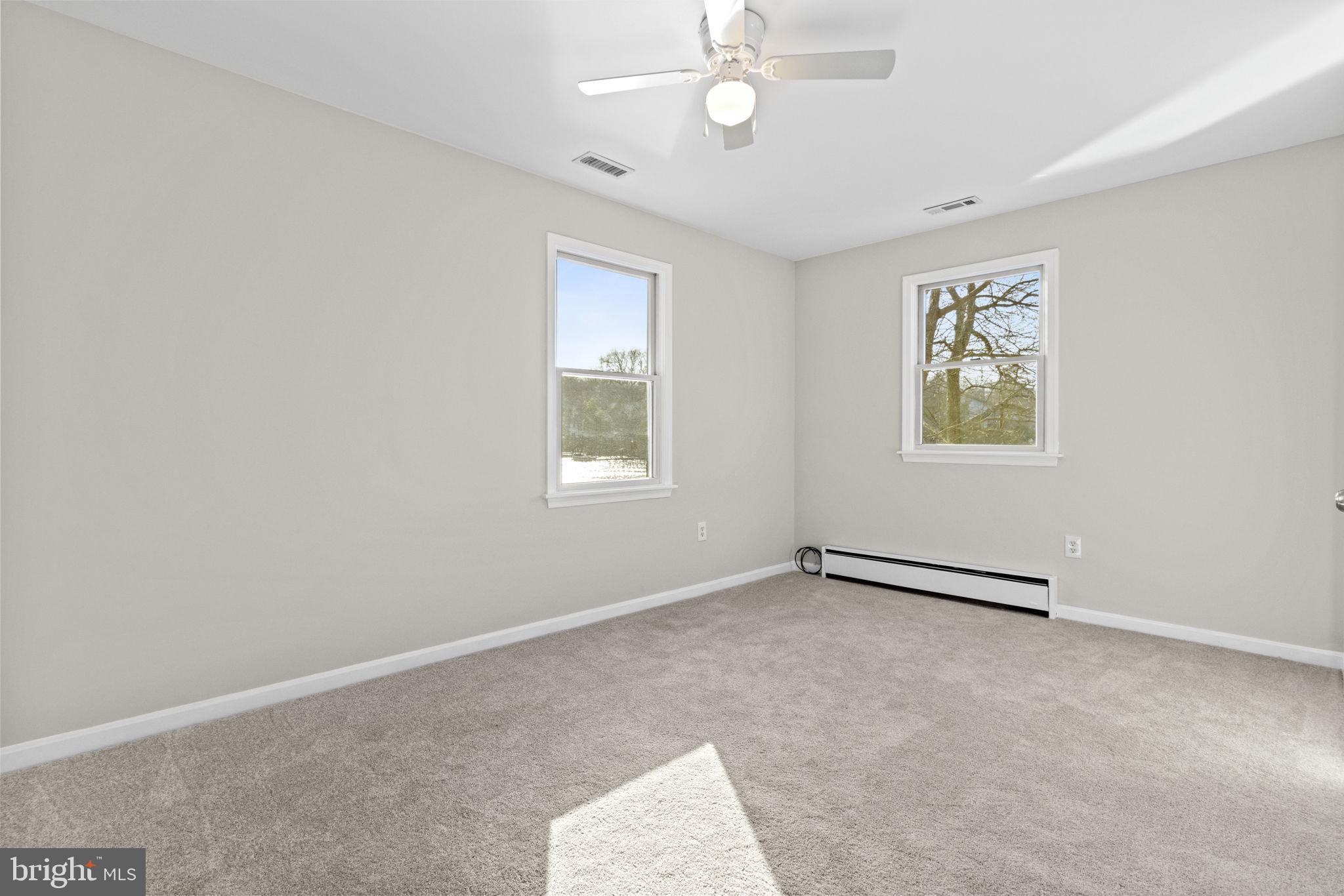 352 Ridge Road Pasadena, MD 21122 - Photo 14 of 28 2nd Bedroom
