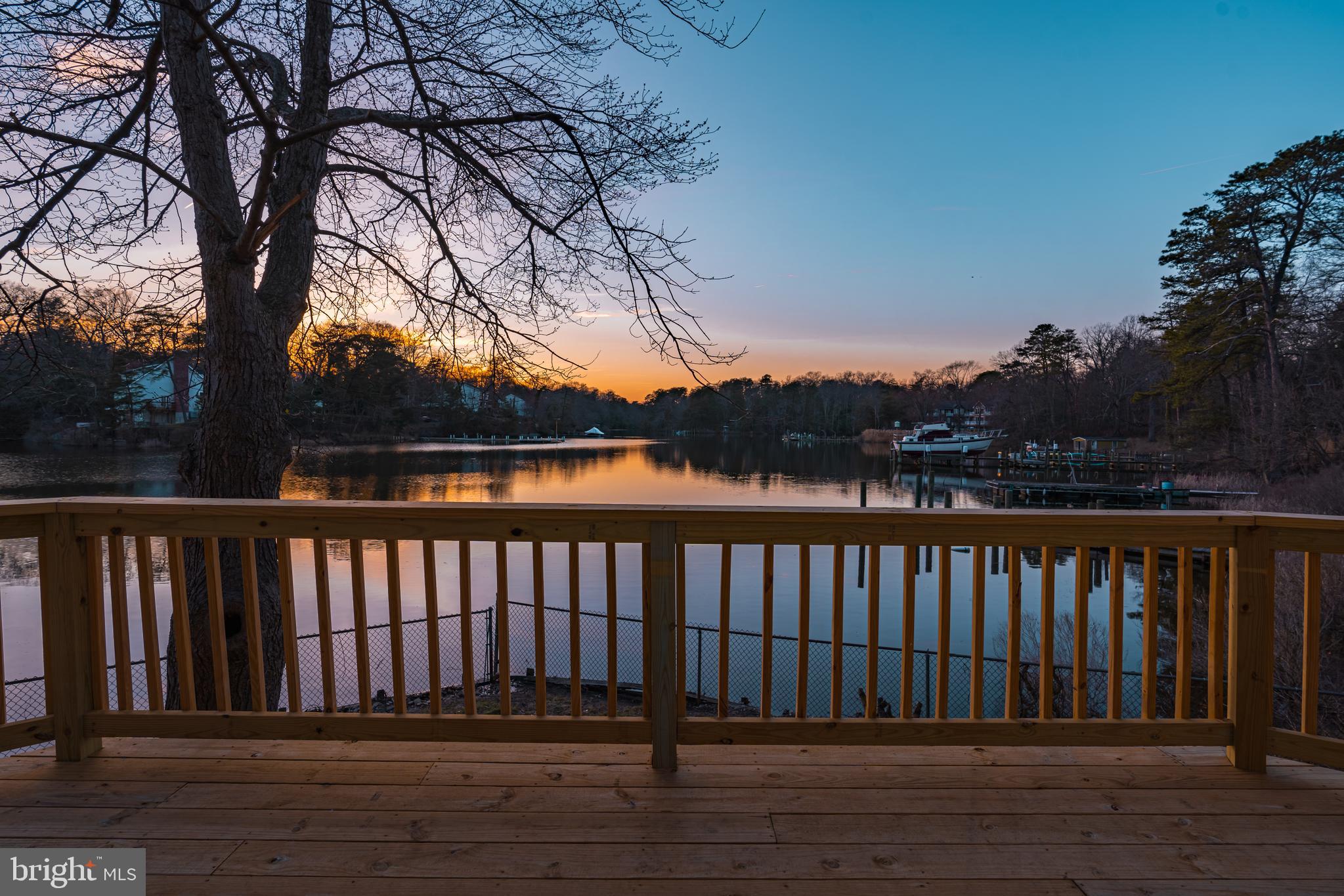 352 Ridge Road Pasadena, MD 21122 - Photo 4 of 28