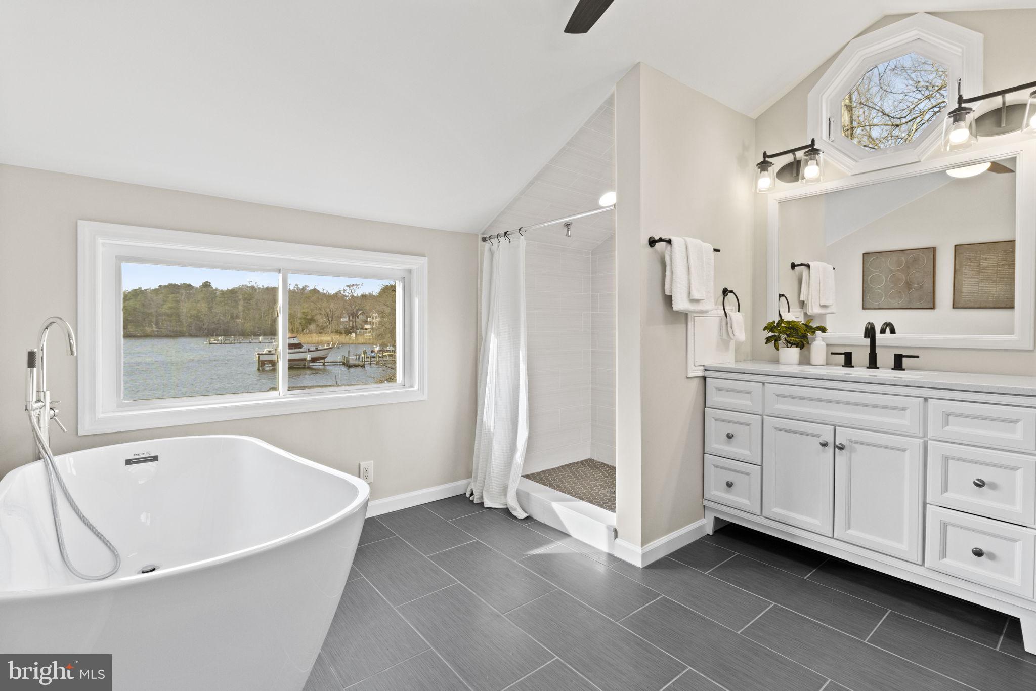 352 Ridge Road Pasadena, MD 21122 - Photo 10 of 28 Primary Bathroom