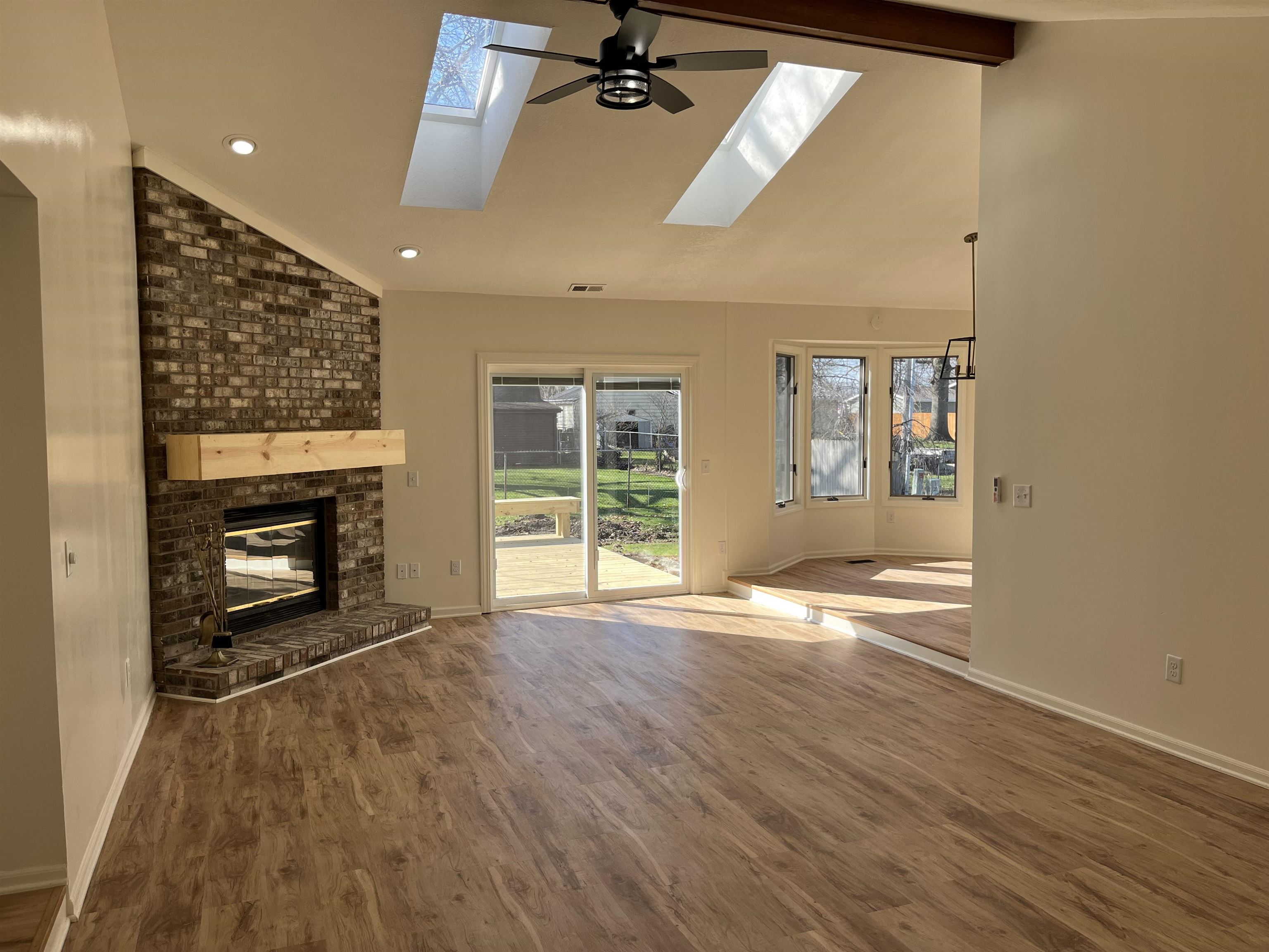 5925 Gate Tree Lane Fort Wayne, IN 46835 - Photo 5 of 33