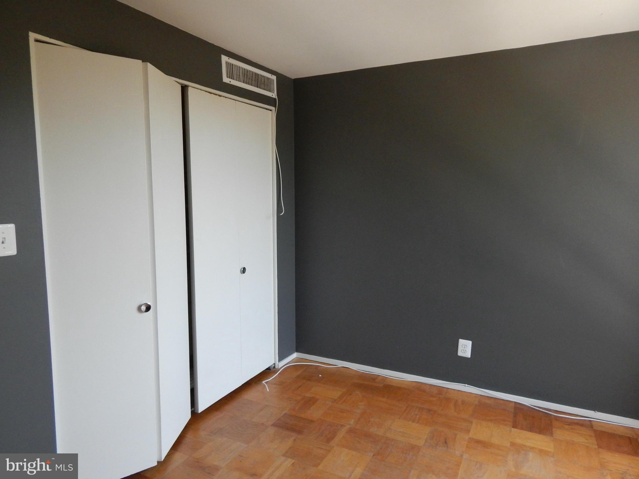 1620 Chimney House Road, Unit 1620 Reston, VA 20190 - Photo 8 of 16 a view of an empty room