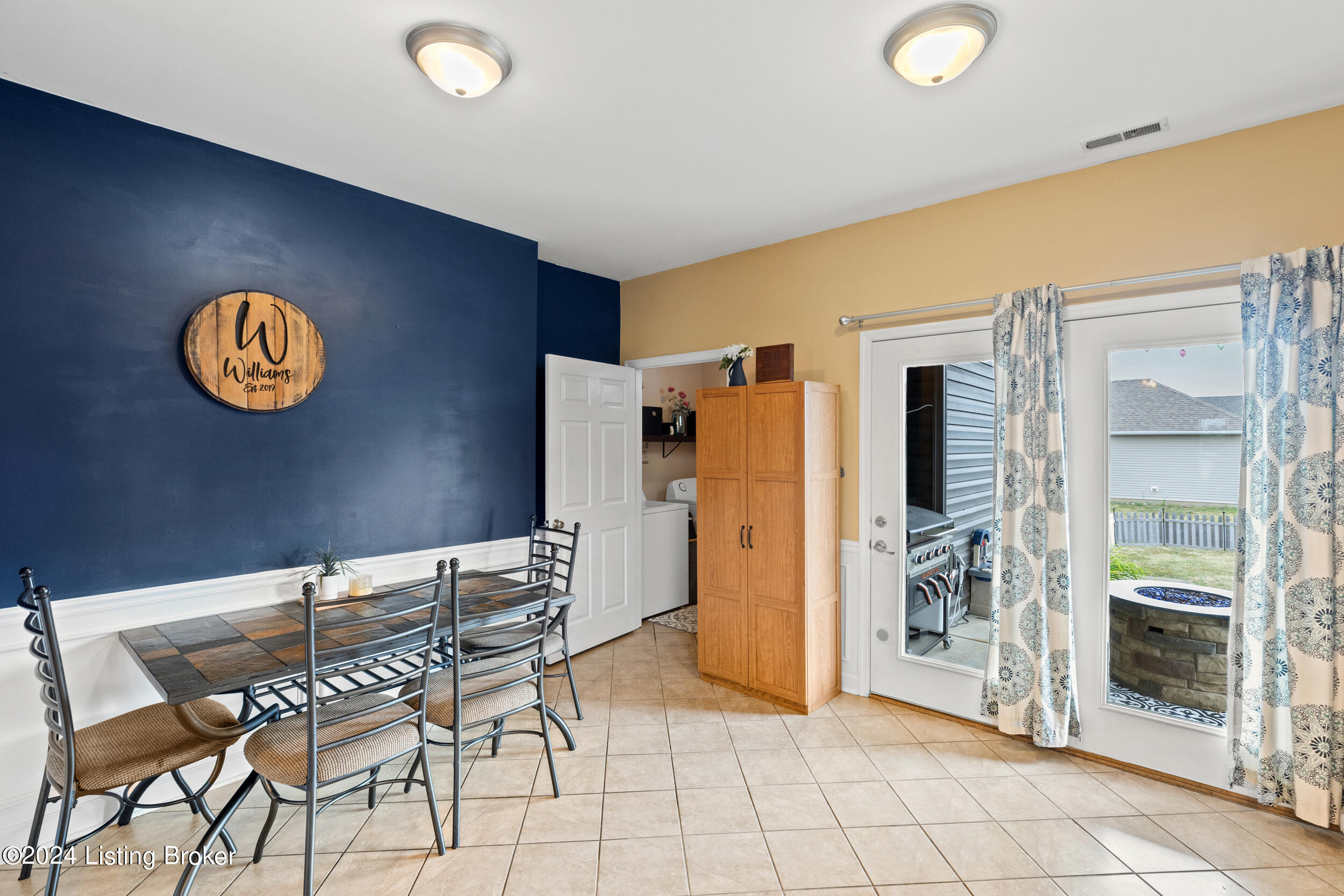 112 Chinoe Road Versailles, KY 40383 - Photo 8 of 22 Kitchen Dining Area