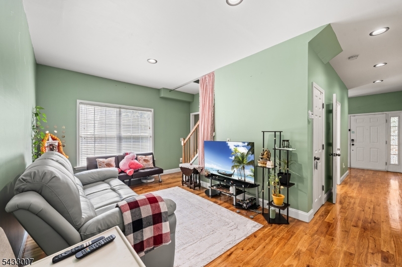 708 East Front Street, Unit 2 Plainfield, NJ 07062 - Photo 11 of 27