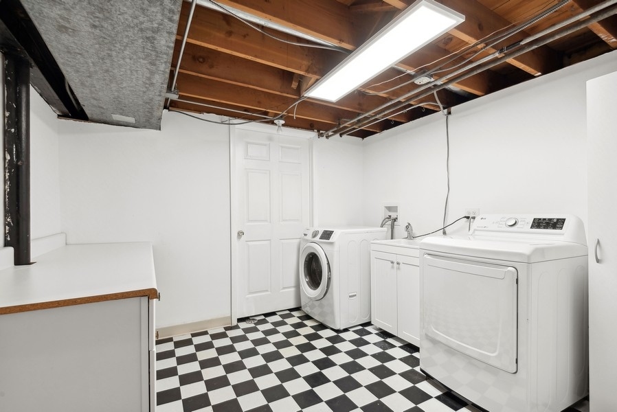 215 Sunset Drive Wilmette, IL 60091 - Photo 21 of 30