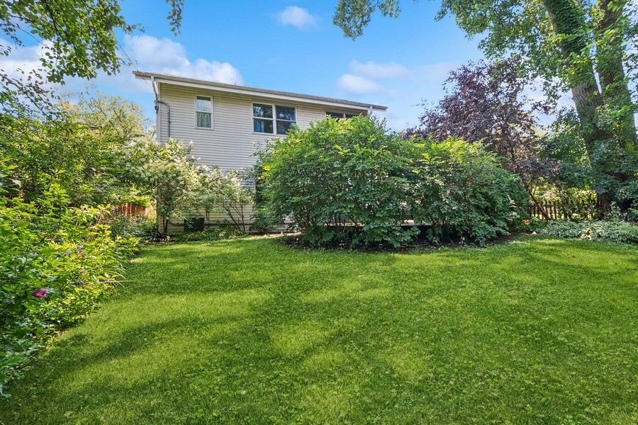 215 Sunset Drive Wilmette, IL 60091 - Photo 25 of 30