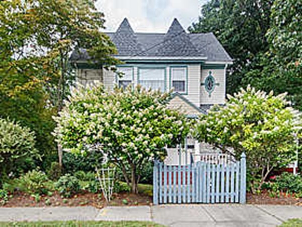63 Elm Road Newton, MA 02460 - Photo 1 of 30 Gallery Image 1