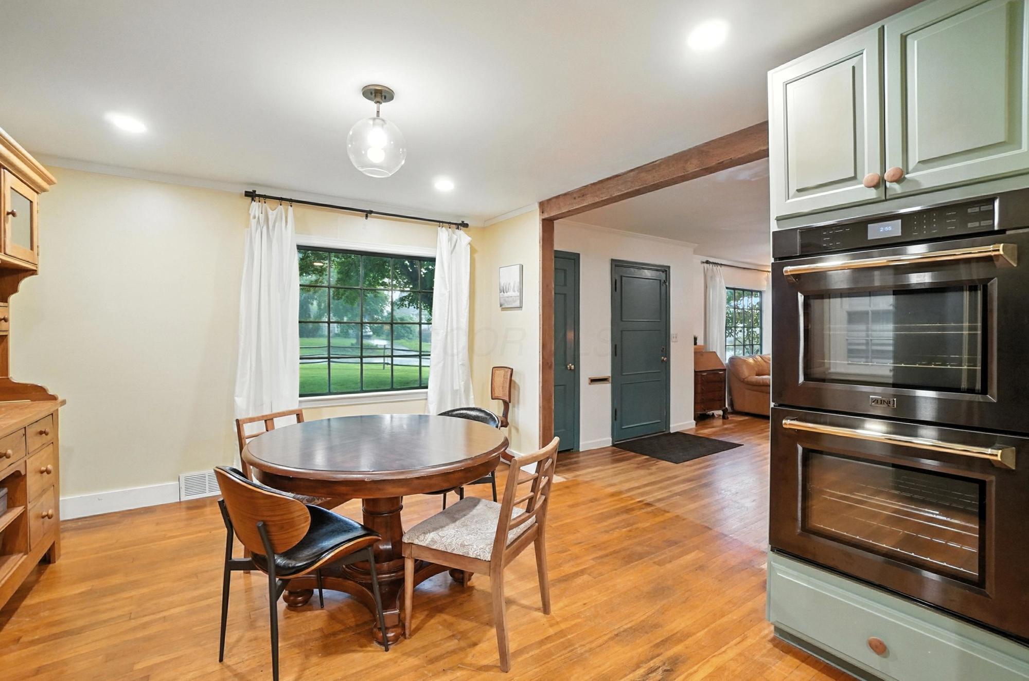 2620 Edgevale Road Columbus, OH 43221 - Photo 14 of 50 014