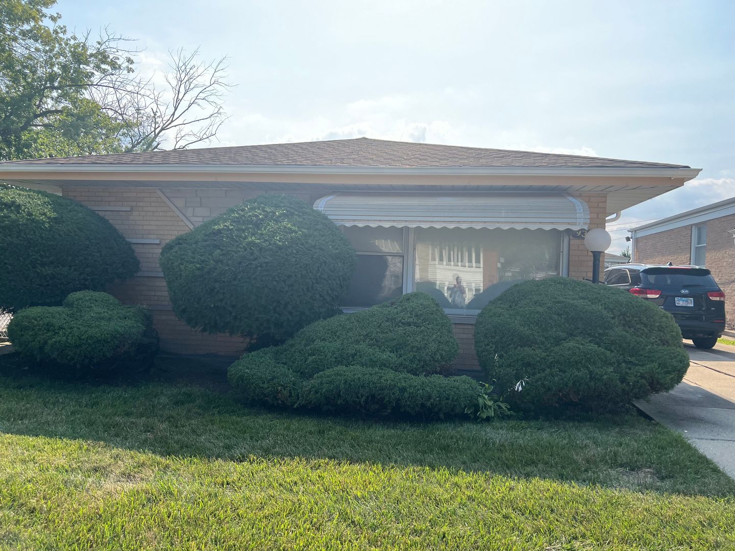 9354 South Ridgeland Ave  