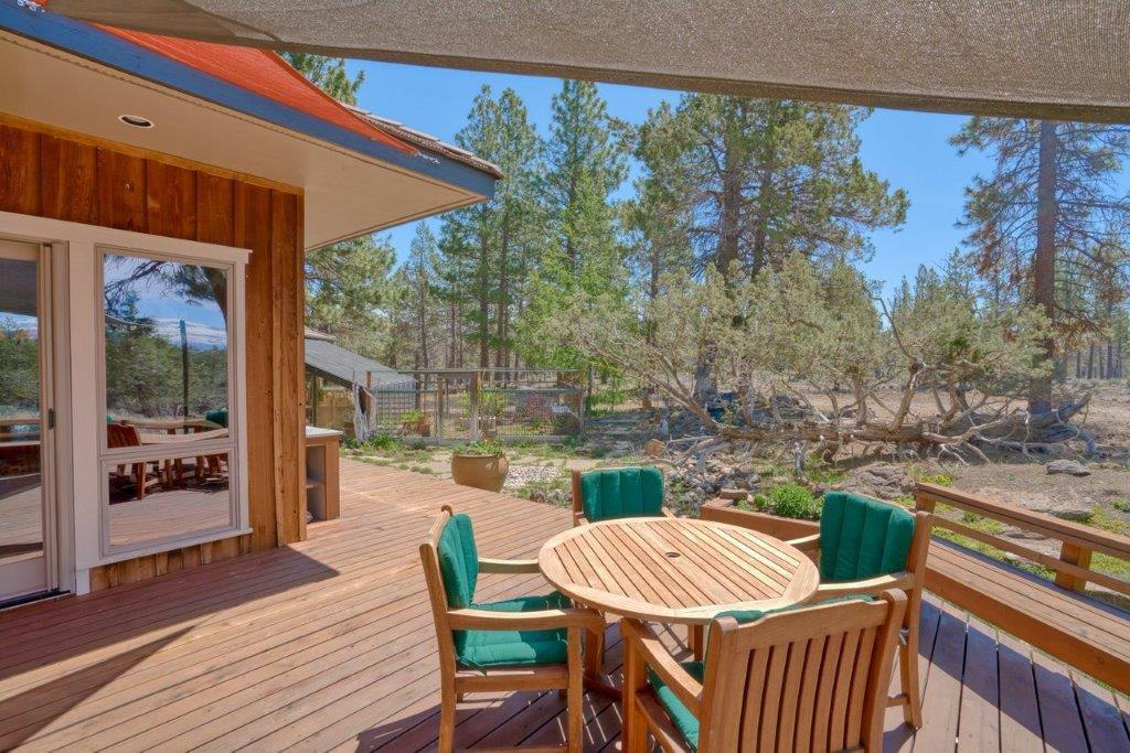 70150 Stevens Canyon Road Sisters, OR 97759 - Photo 37 of 59 32