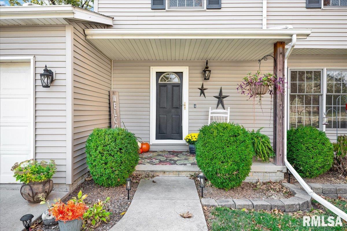 6 Raleigh Avenue Mackinaw, IL 61755 - Photo 2 of 55