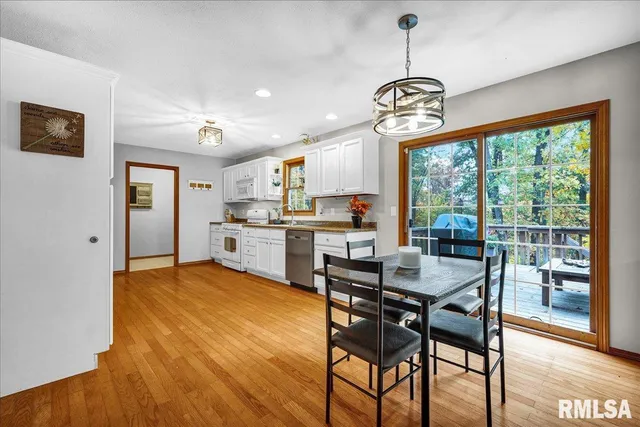 $310,000 | 6 Raleigh Avenue, Mackinaw, IL 61755