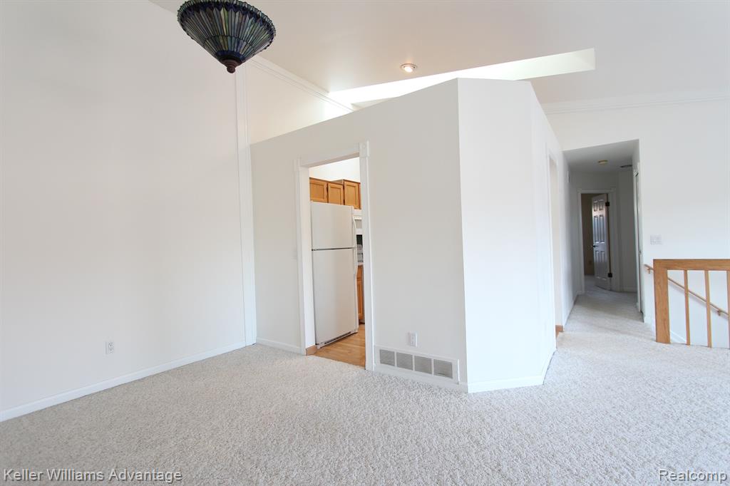 22132 Edgewater Novi, MI 48375 - Photo 11 of 27