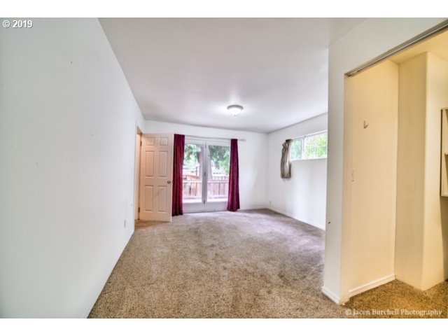 40 Southeast 133rd Avenue Portland, OR 97233 - Photo 9 of 22