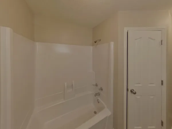 $2,299 | 1918 Cross Creek Drive, Murfreesboro, TN 37127