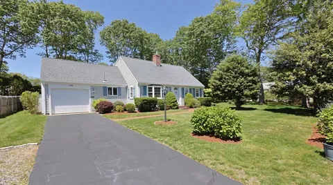 $769,900 | 2 St Andrews Way, Yarmouth, MA 02664