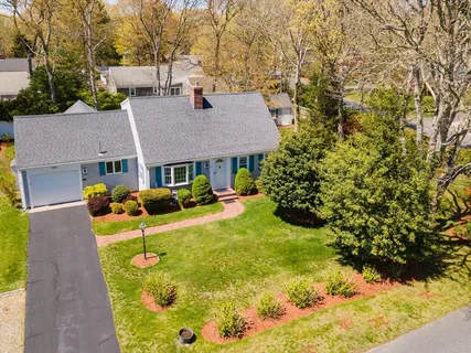 $769,900 | 2 St Andrews Way, Yarmouth, MA 02664