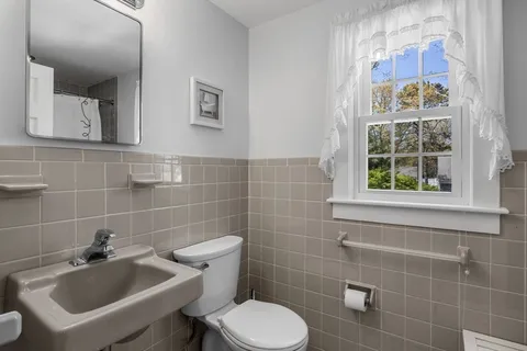 $769,900 | 2 St Andrews Way, Yarmouth, MA 02664