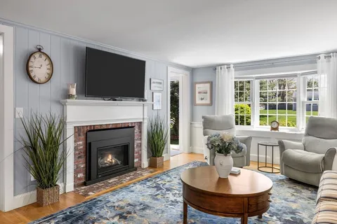 $769,900 | 2 St Andrews Way, Yarmouth, MA 02664