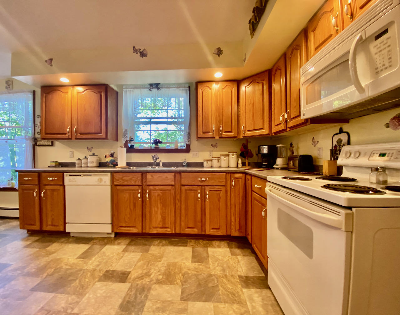 69 Hampden Road Carmel, ME 04419 - Photo 15 of 24 Kitchen.3