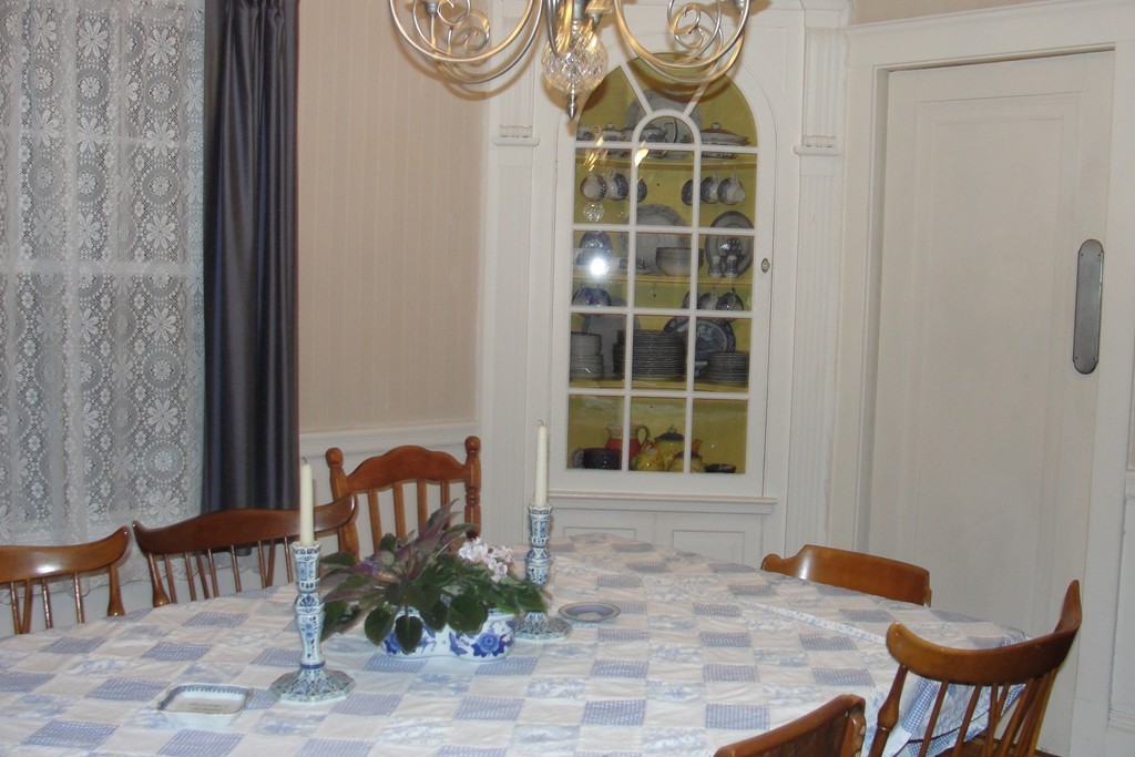 13 Montvale Road Worcester, MA 01609 - Photo 8 of 30 Gallery Image 8