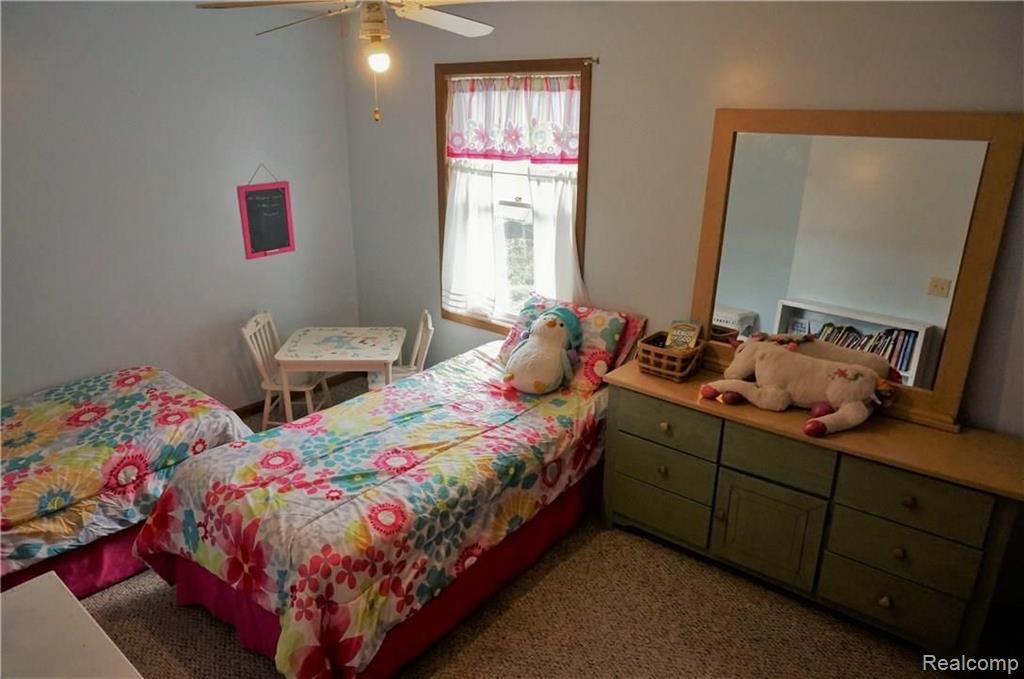 21020 Clark Road Belleville, MI 48111 - Photo 21 of 44