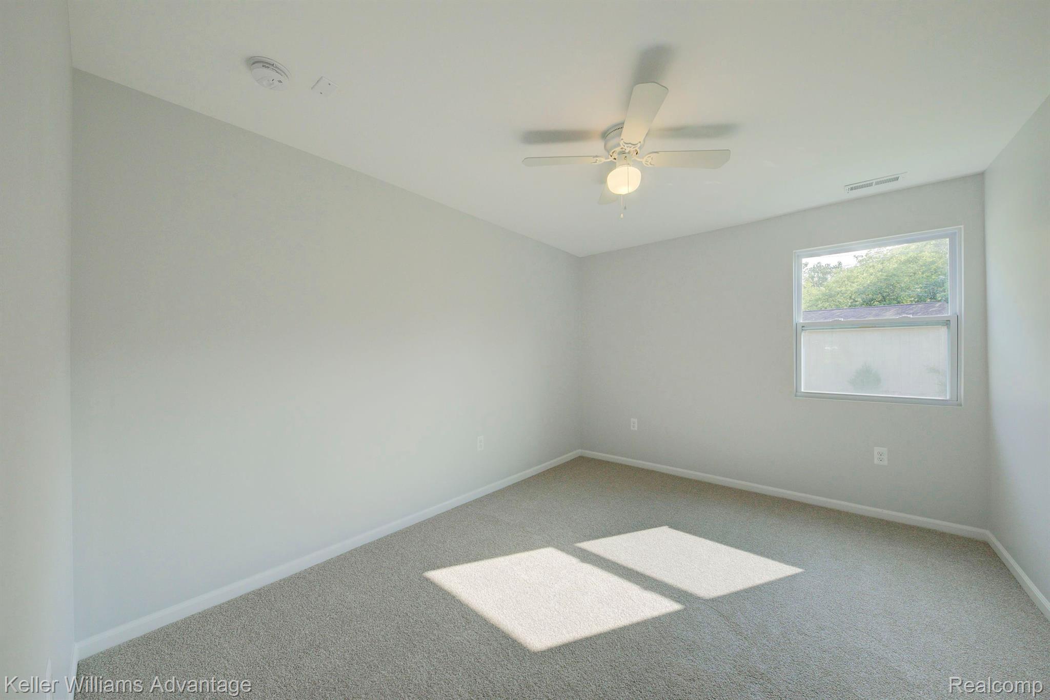 21112 Gill Road Farmington, MI 48335 - Photo 8 of 27 Gill - Bedroom