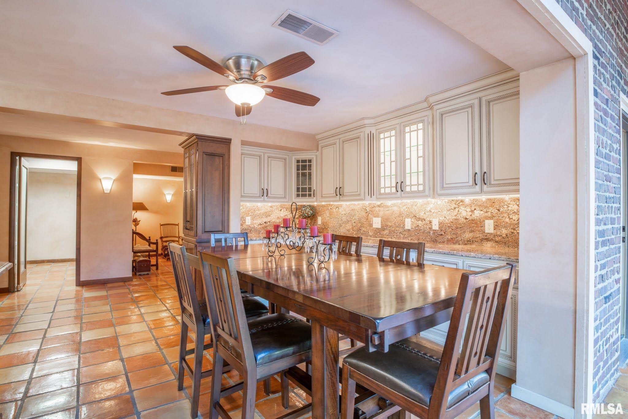 1451 Highview Road East Peoria, IL 61611 - Photo 30 of 50