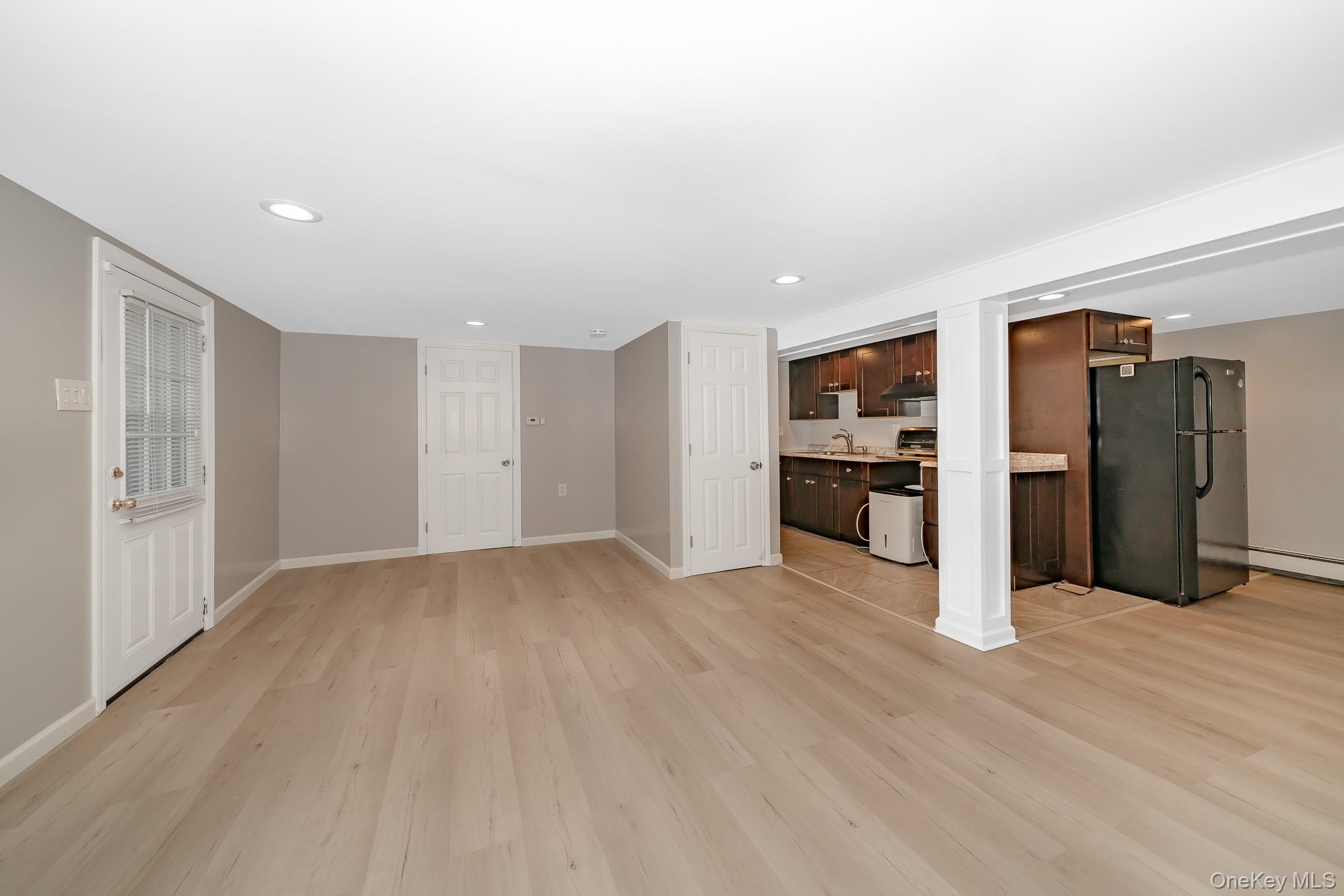 18 Byron Road Commack, NY 11725 - Photo 23 of 32