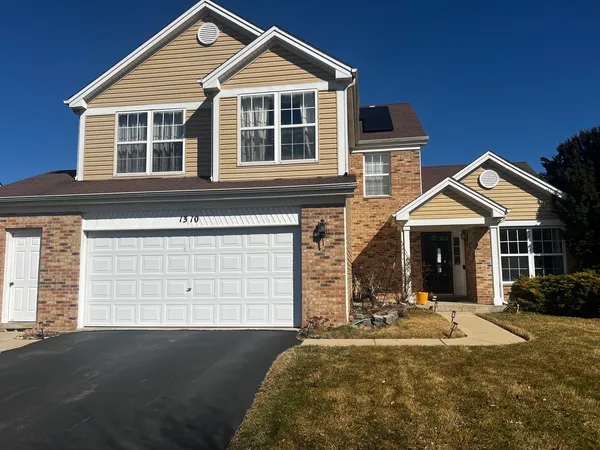 $420,000 | 1310 York Drive, Carpentersville, IL 60110